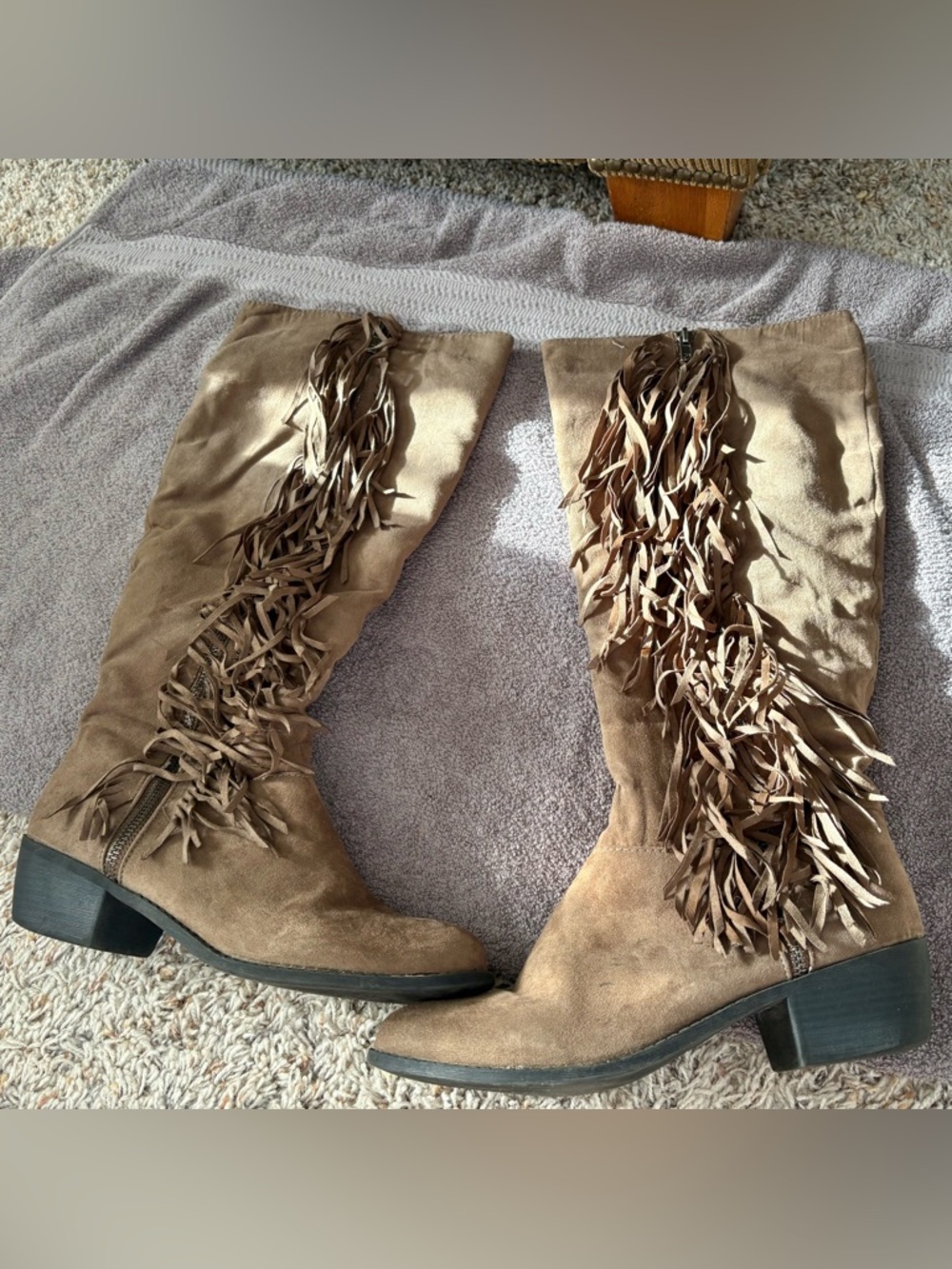 Women’s (Sz 9) Tan Brown Tassel Fringe Boots with Small Heel
